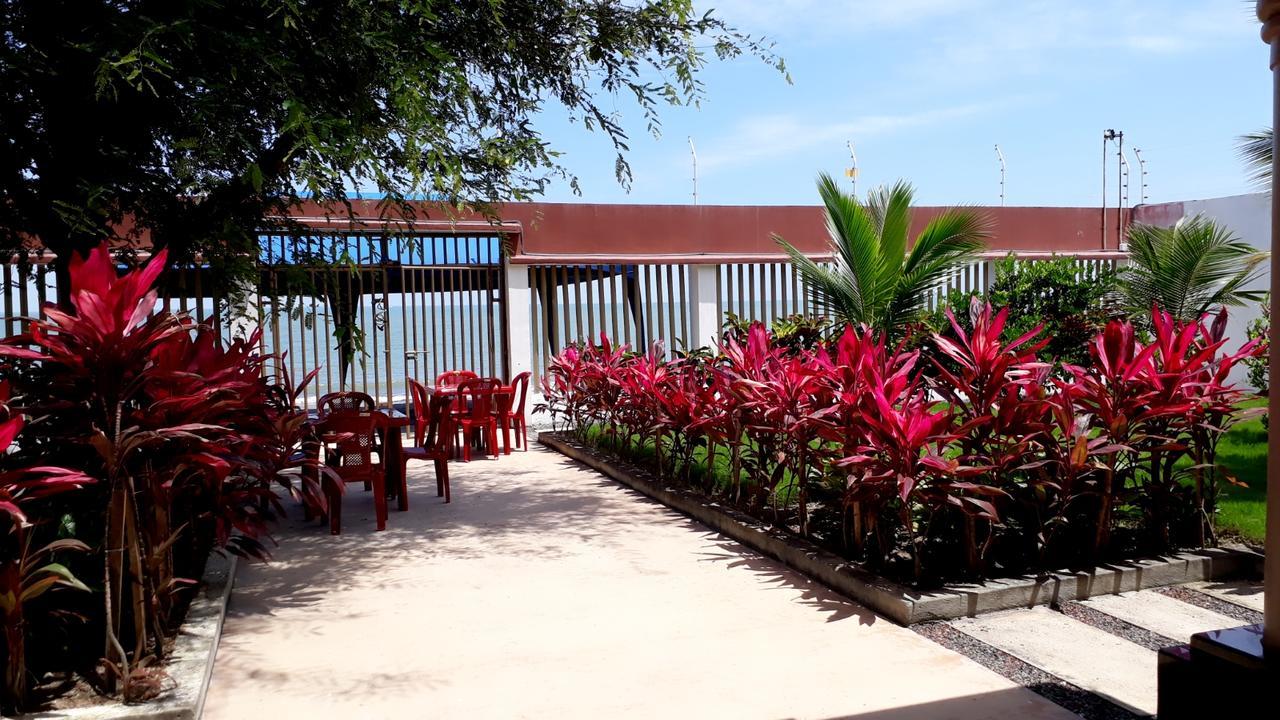 Hotel Soberao เอสเมรัลดาส ภายนอก รูปภาพ