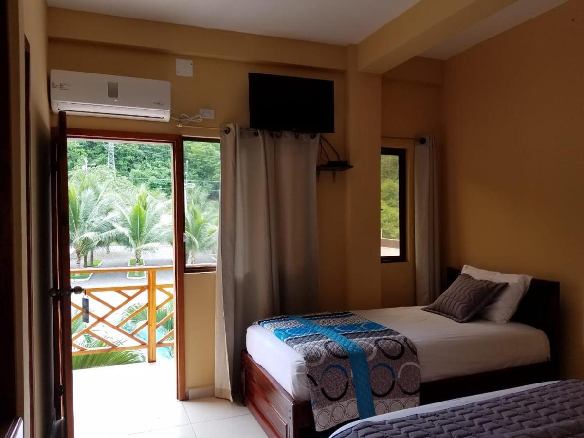 Hotel Soberao เอสเมรัลดาส ภายนอก รูปภาพ